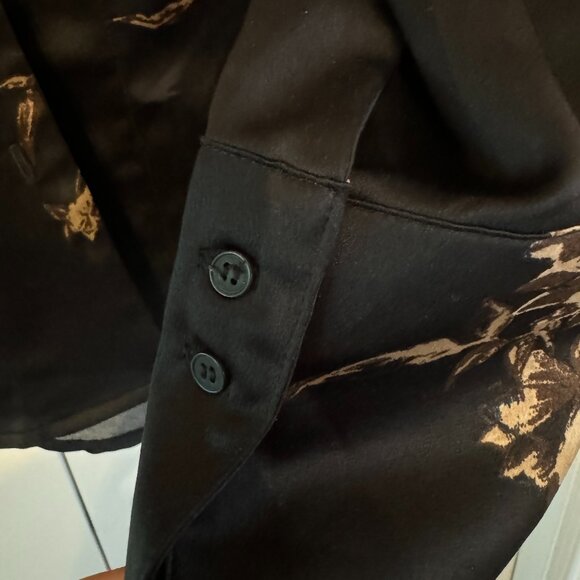 GENTLE FAWN Black with Floral Details Button Down Blouse - Picture 4 of 6
